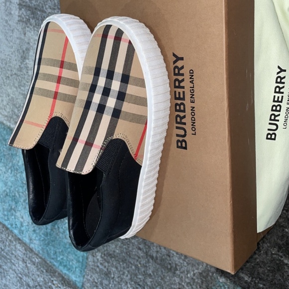 Authentic Burberry Kids Shoes - Picture 2 of 3